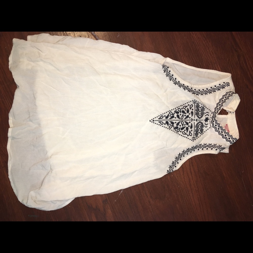 Mossimo high neck tank top with cut out out back